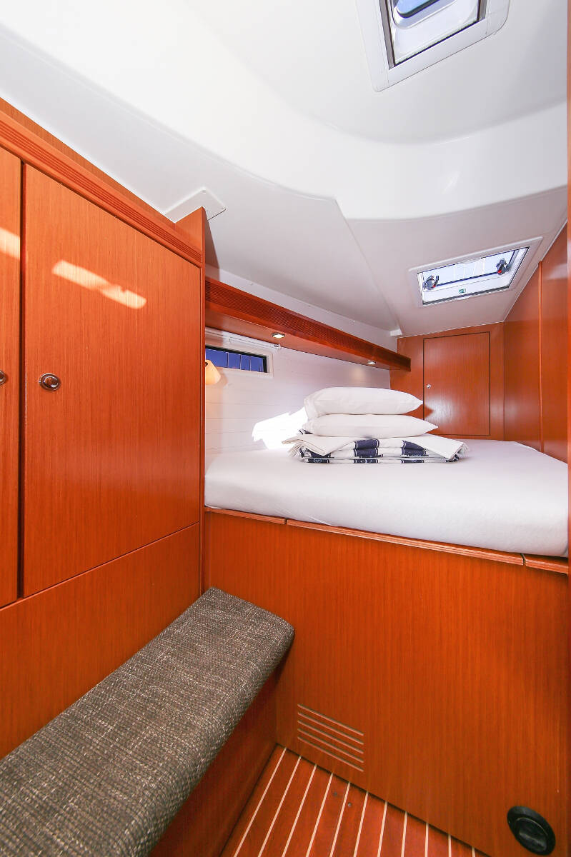 Sailing yacht Bavaria Cruiser 45 Aries