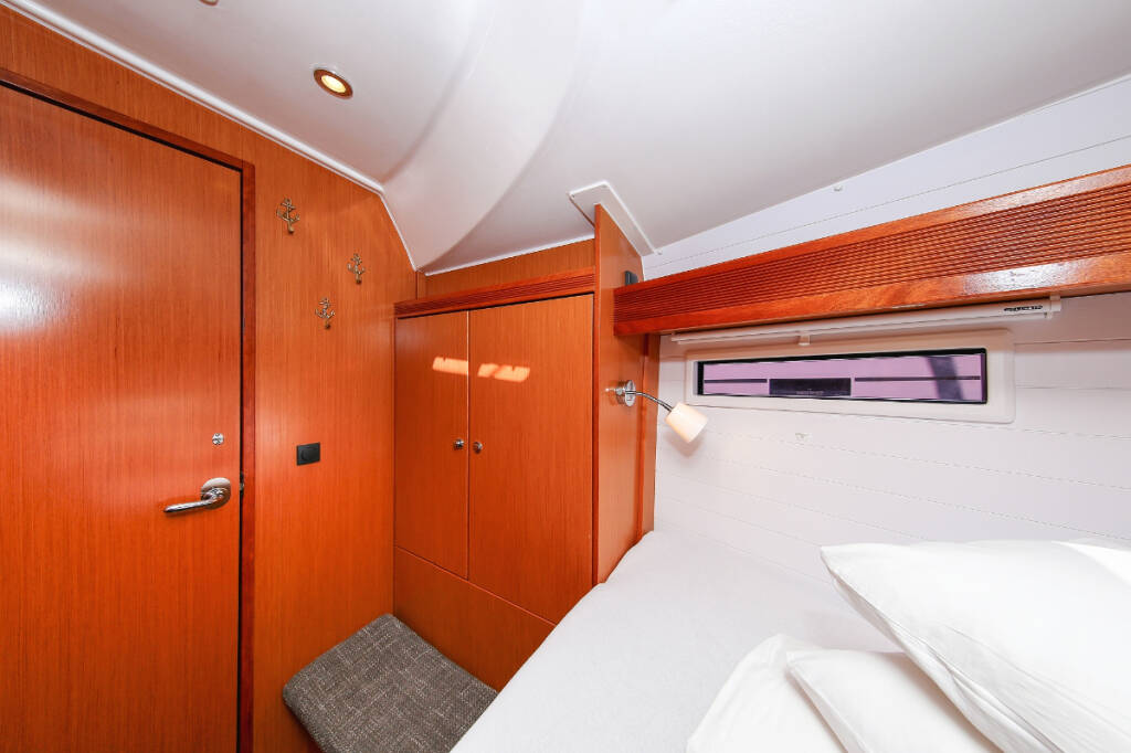 Sailing yacht Bavaria Cruiser 45 Aries