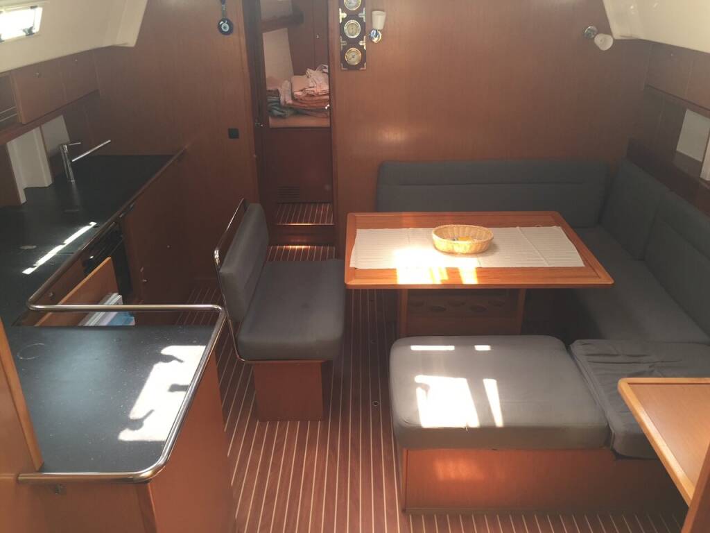Sailing yacht Bavaria Cruiser 45 Aura 1