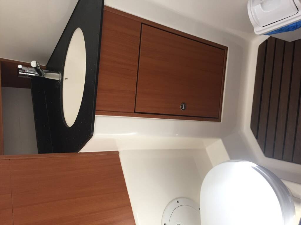 Sailing yacht Bavaria Cruiser 45 Aura 1
