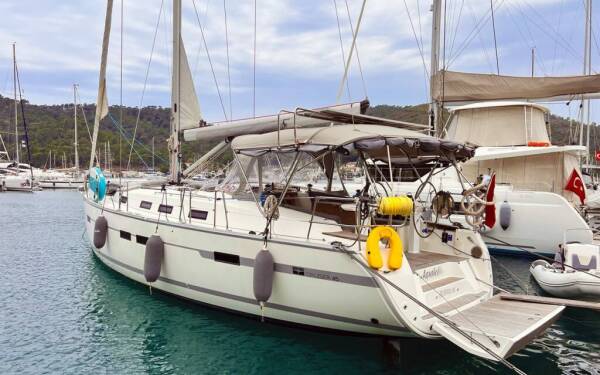 Bavaria Cruiser 45 Aquaholic Fethiye, Yacht Club Mai