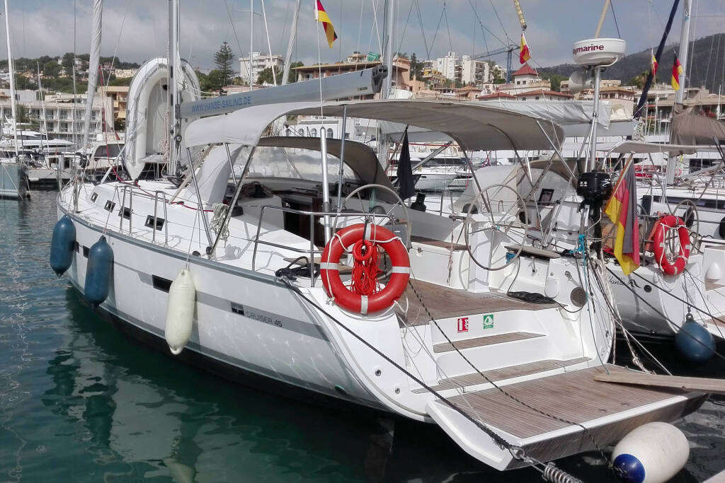 Segelyachten Bavaria Cruiser 45 Eva