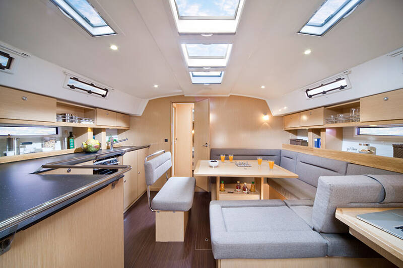 Sailing yacht Bavaria Cruiser 45 Acrux