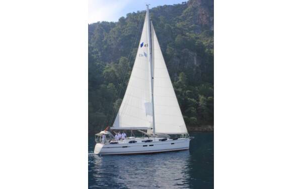 Bavaria Cruiser 45 Sail Bravo Fethiye, Ece Saray Marina Resort