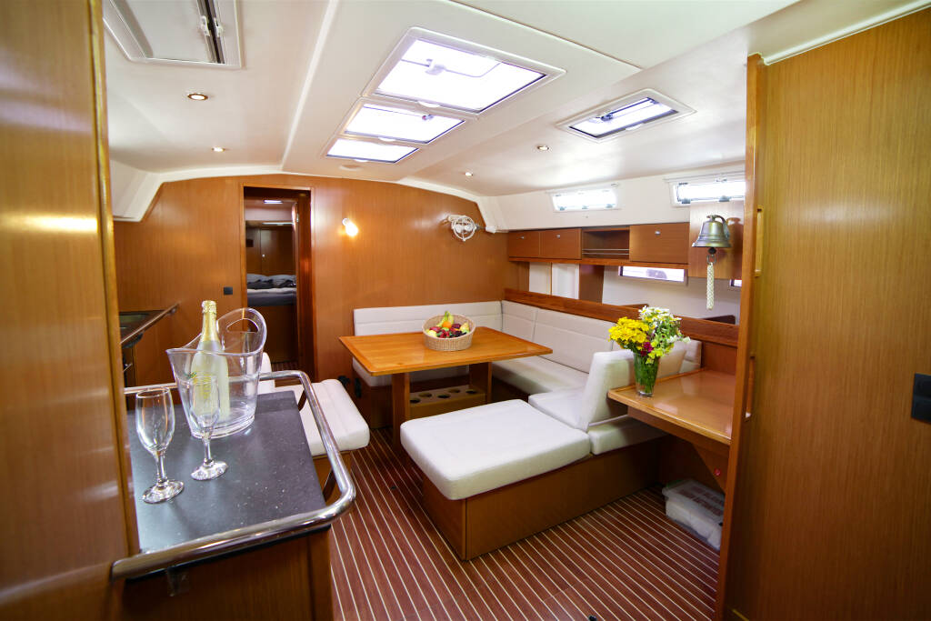Sailing yacht Bavaria Cruiser 45 Sail Bravo