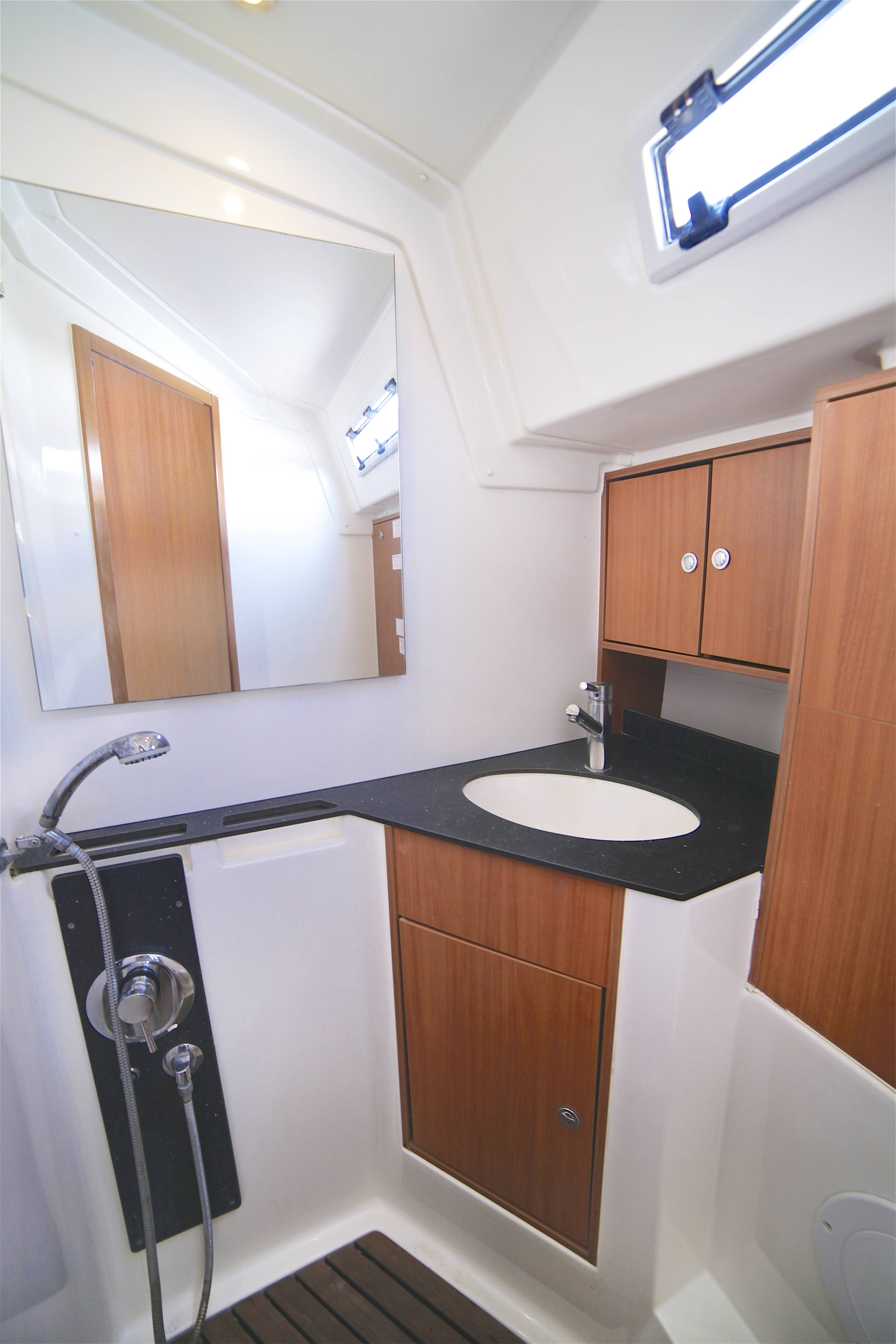 Sailing yacht Bavaria Cruiser 45 Sail Bravo