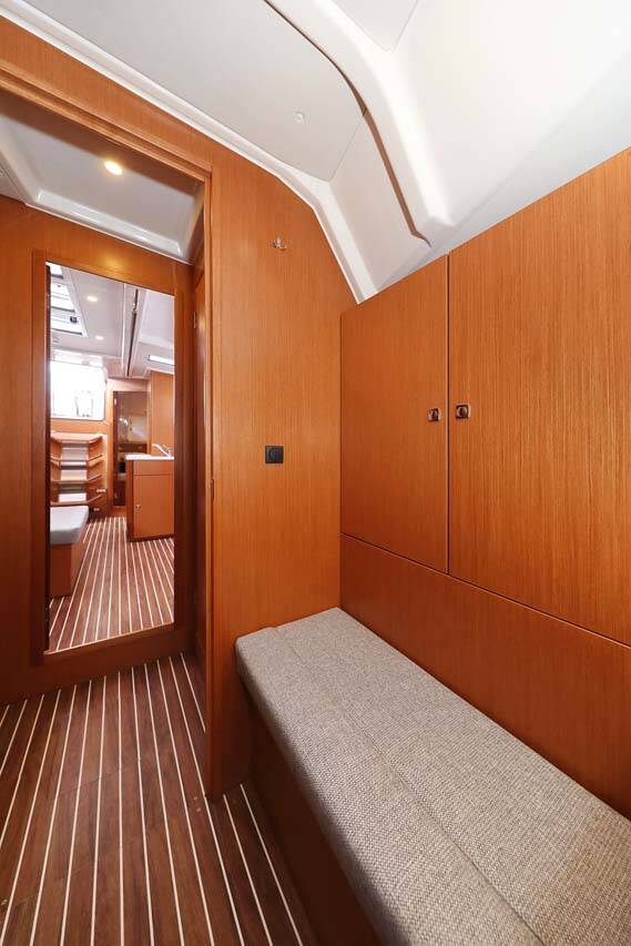 Sailing yacht Bavaria Cruiser 46 Style Cala Mawa