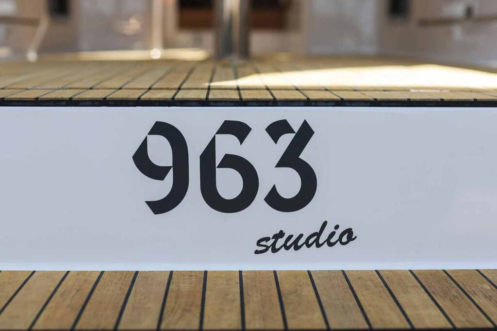 Sailing yacht Bavaria Cruiser 46 Style Studio 963
