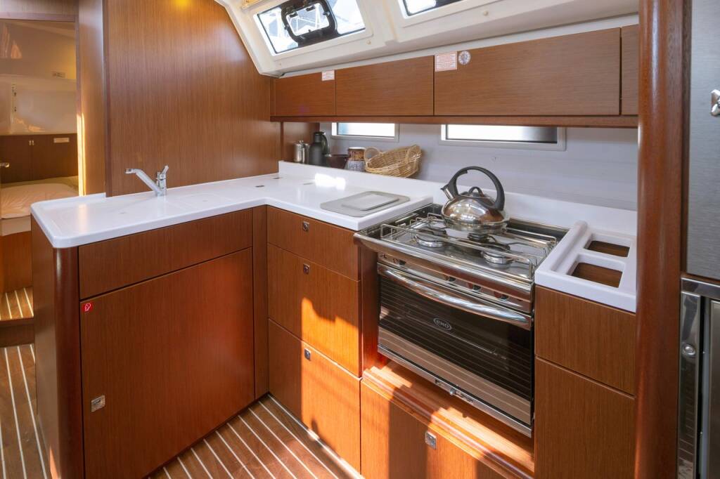 Segelyachten Bavaria Cruiser 46 Style Aiolos