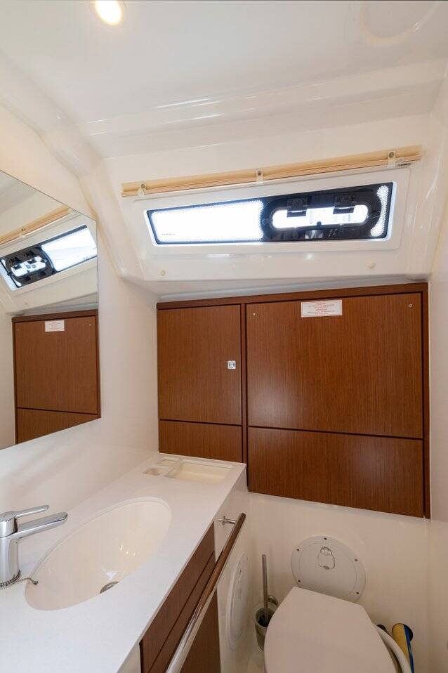 Segelyachten Bavaria Cruiser 46 Style Aiolos