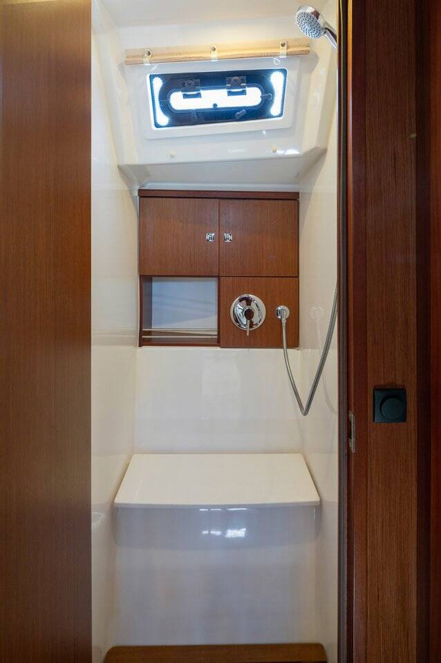 Segelyachten Bavaria Cruiser 46 Style Aiolos