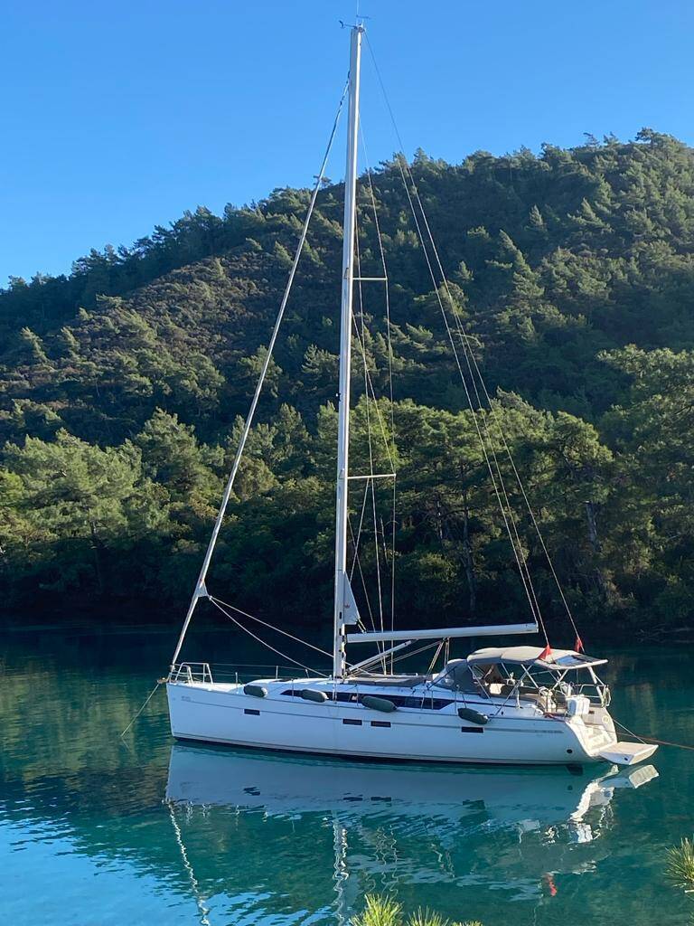 Sailing yacht Bavaria Cruiser 46 Style Penta 1