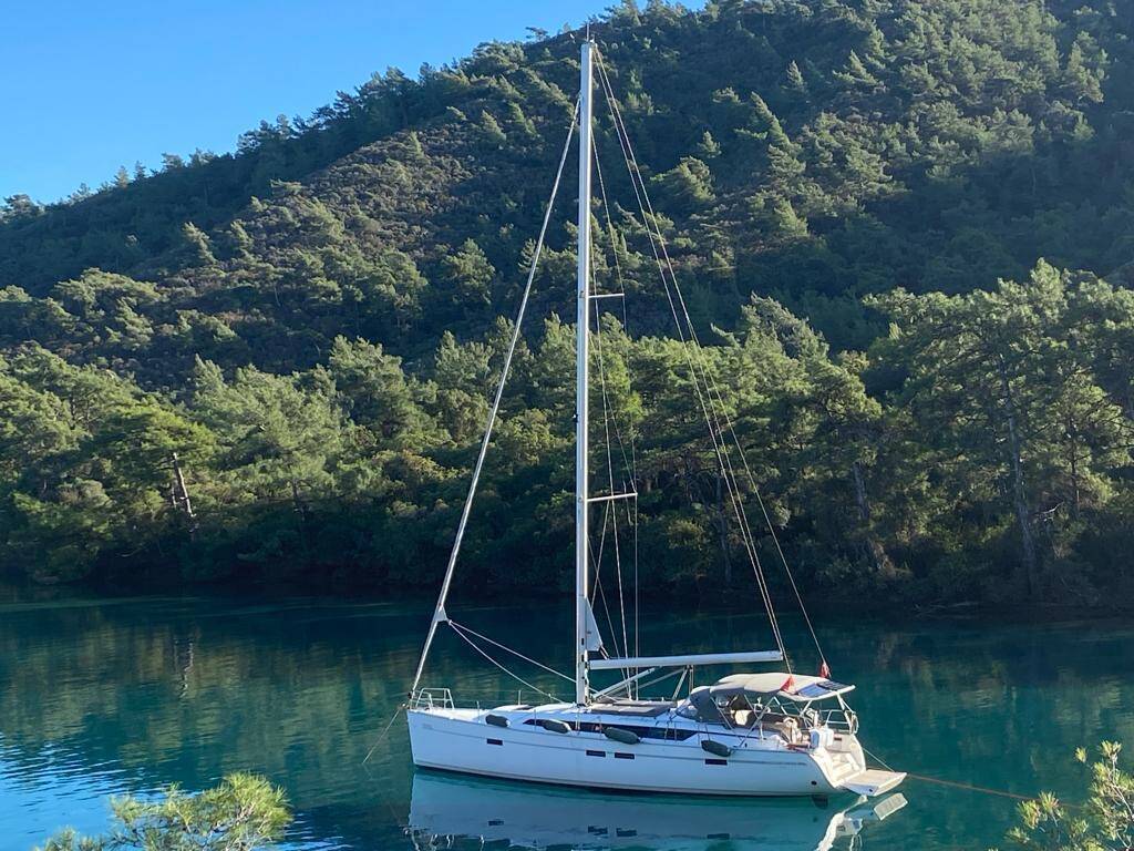 Sailing yacht Bavaria Cruiser 46 Style Penta 1