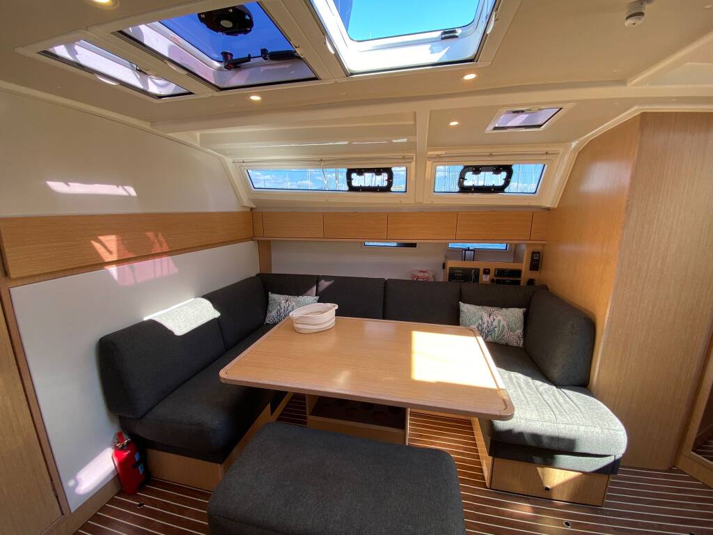 Sailing yacht Bavaria Cruiser 46 Style Penta 1
