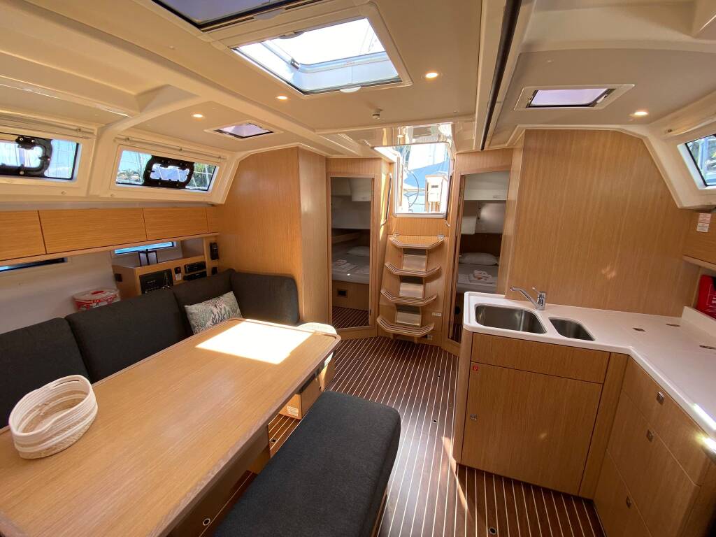 Sailing yacht Bavaria Cruiser 46 Style Penta 1