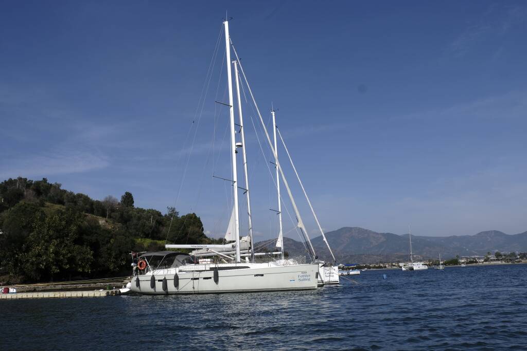 Sailing yacht Bavaria Cruiser 46 Style Marlin