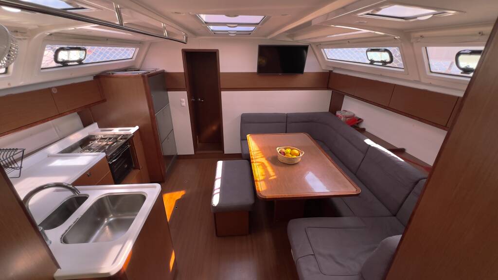 Sailing yacht Bavaria Cruiser 46 Style Marlin