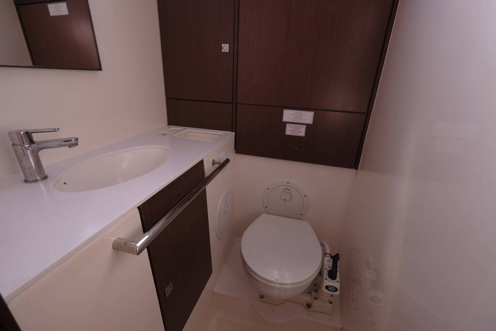 Sailing yacht Bavaria Cruiser 46 Style Marlin