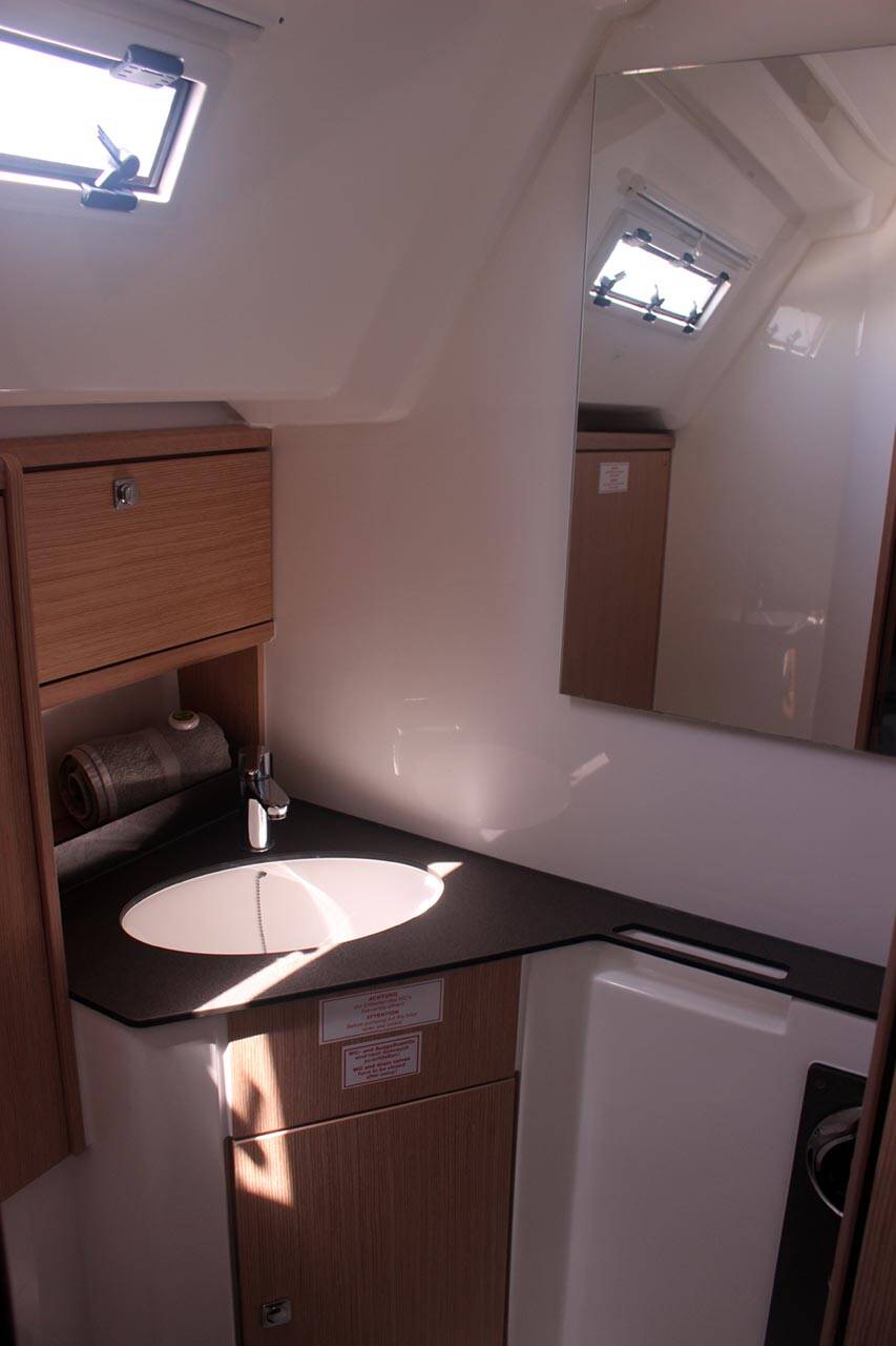 Sailing yacht Bavaria Cruiser 46 Divine