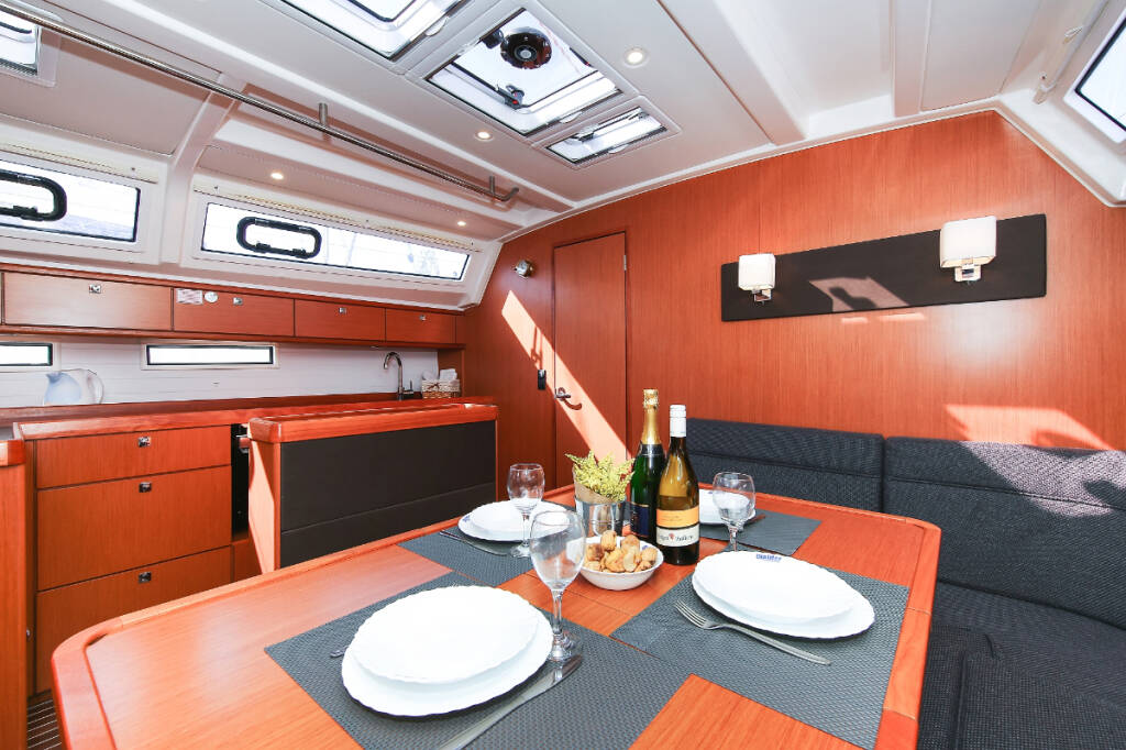Sailing yacht Bavaria Cruiser 46 Challi