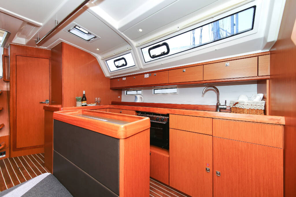 Sailing yacht Bavaria Cruiser 46 Challi
