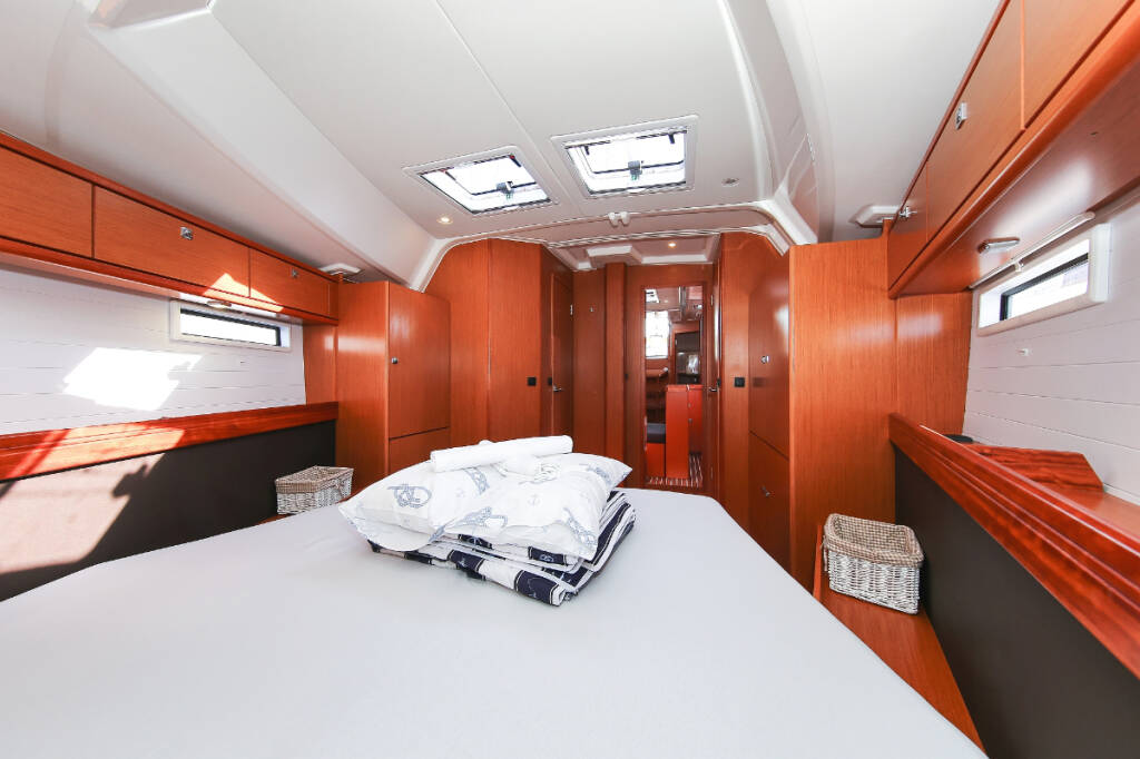 Sailing yacht Bavaria Cruiser 46 Challi