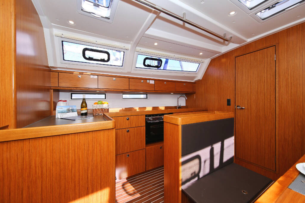 Sailing yacht Bavaria Cruiser 46 Viribus Unitis