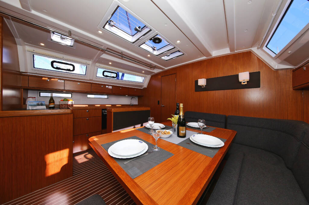 Sailing yacht Bavaria Cruiser 46 Viribus Unitis