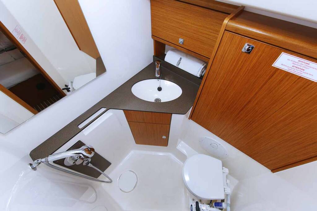 Sailing yacht Bavaria Cruiser 46 Viribus Unitis