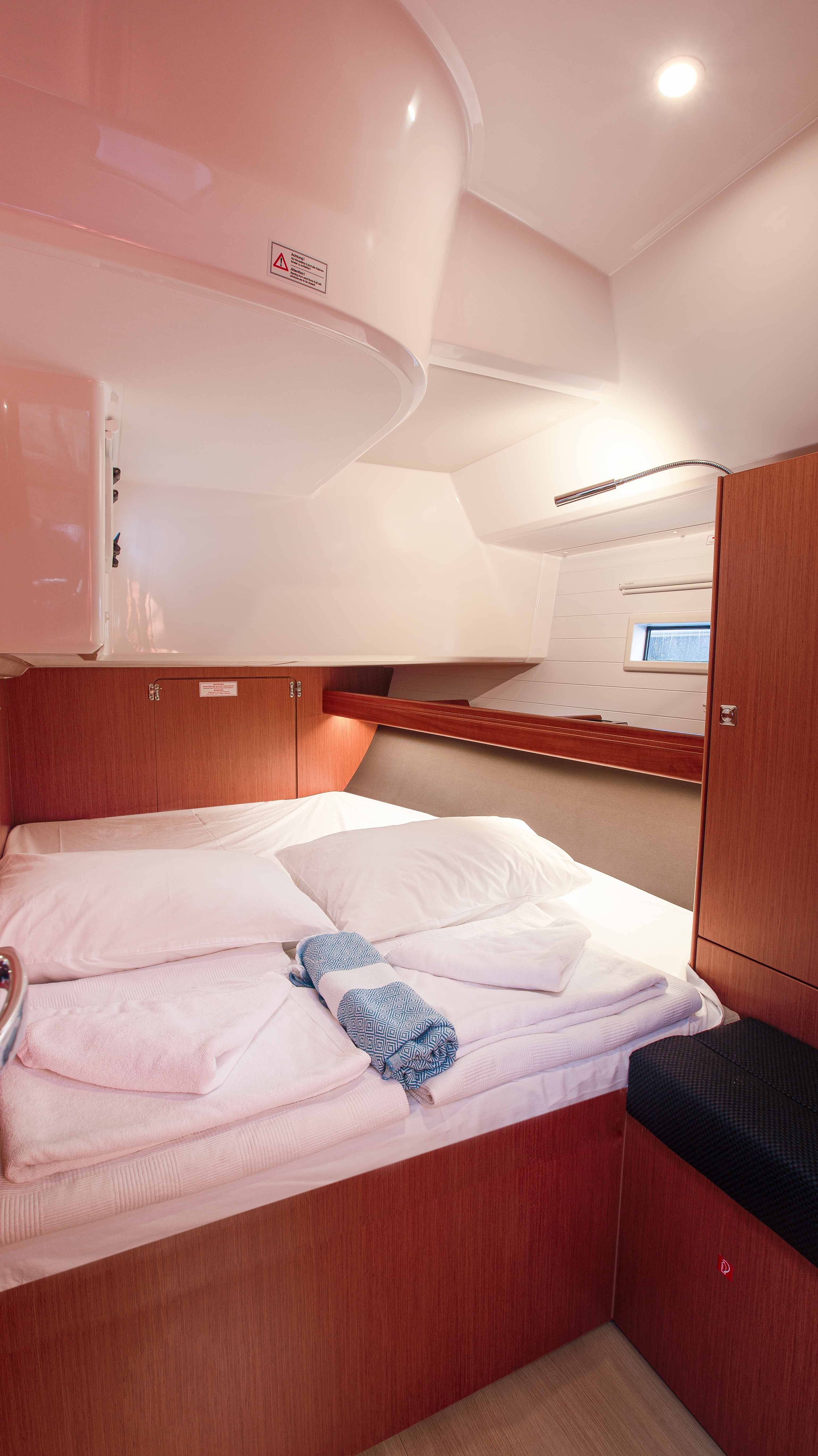 Sailing yacht Bavaria Cruiser 46 Dorabella