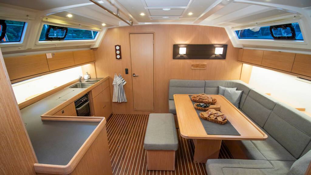 Sailing yacht Bavaria Cruiser 46 Amsterdam