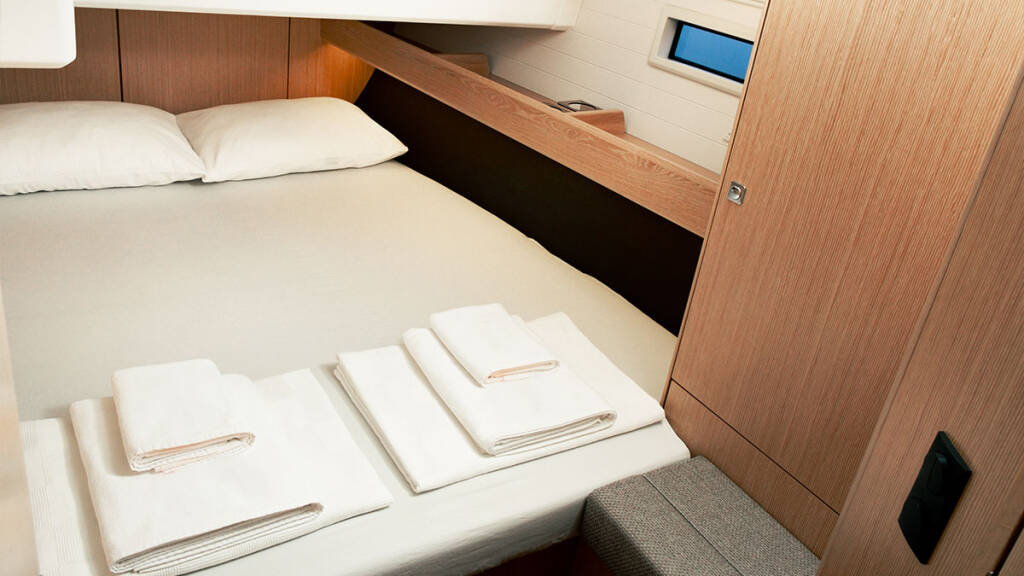 Sailing yacht Bavaria Cruiser 46 Amsterdam