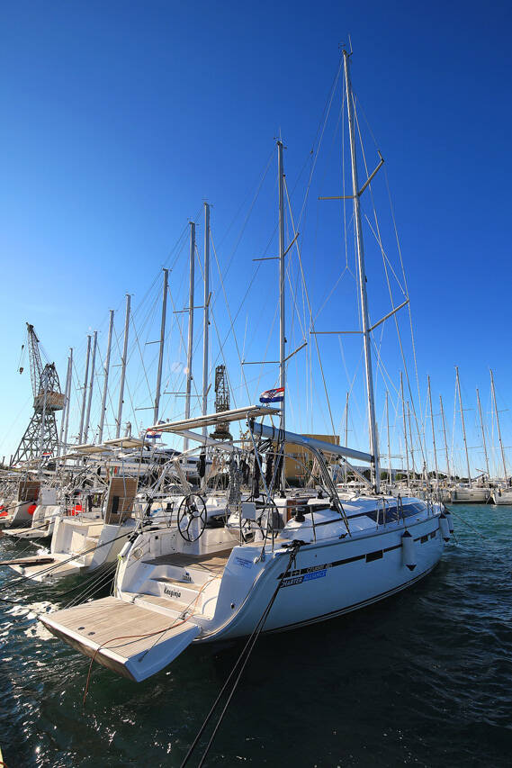 Segelyachten Bavaria Cruiser 46 Kneginja