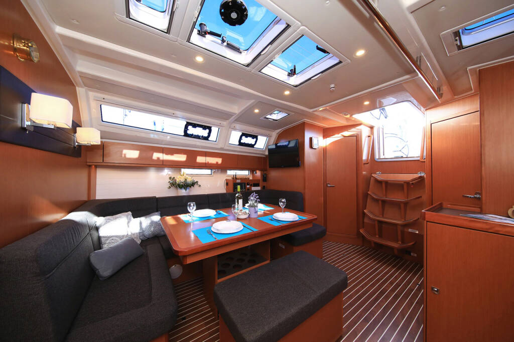 Segelyachten Bavaria Cruiser 46 Kneginja