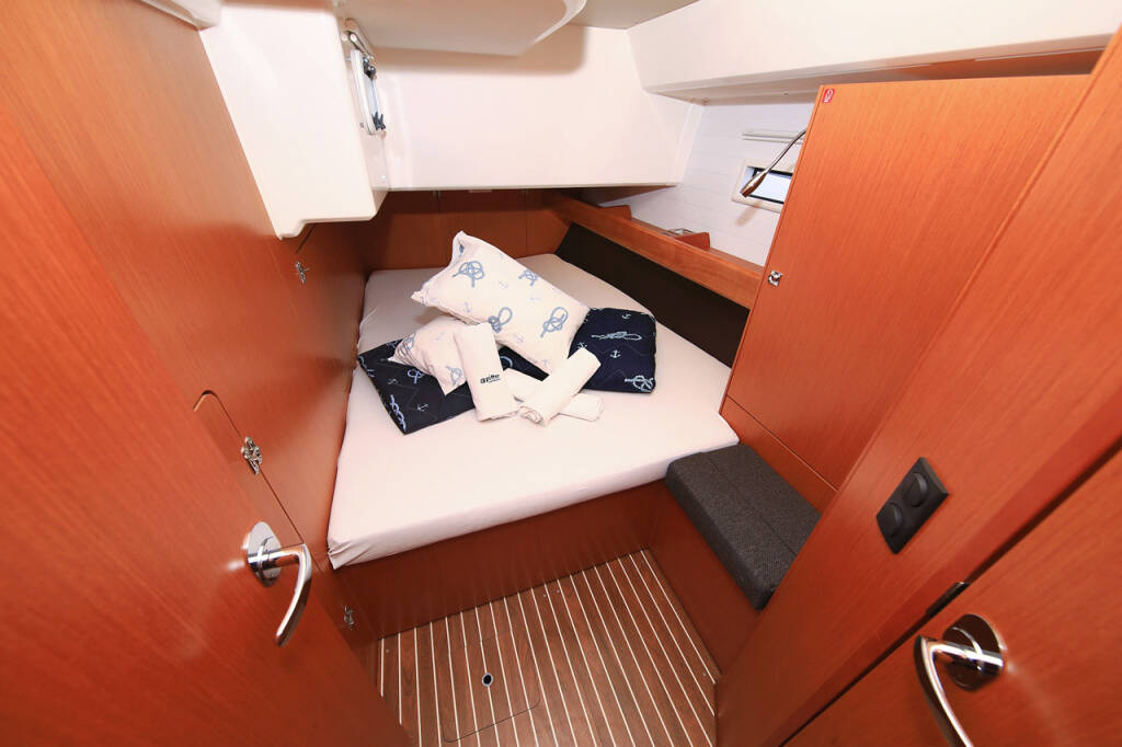 Segelyachten Bavaria Cruiser 46 Kneginja