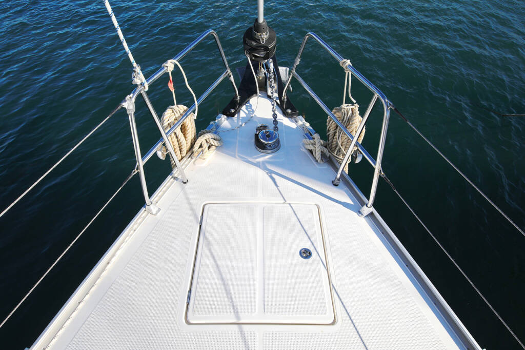 Sailing yacht Bavaria Cruiser 46 Saphir