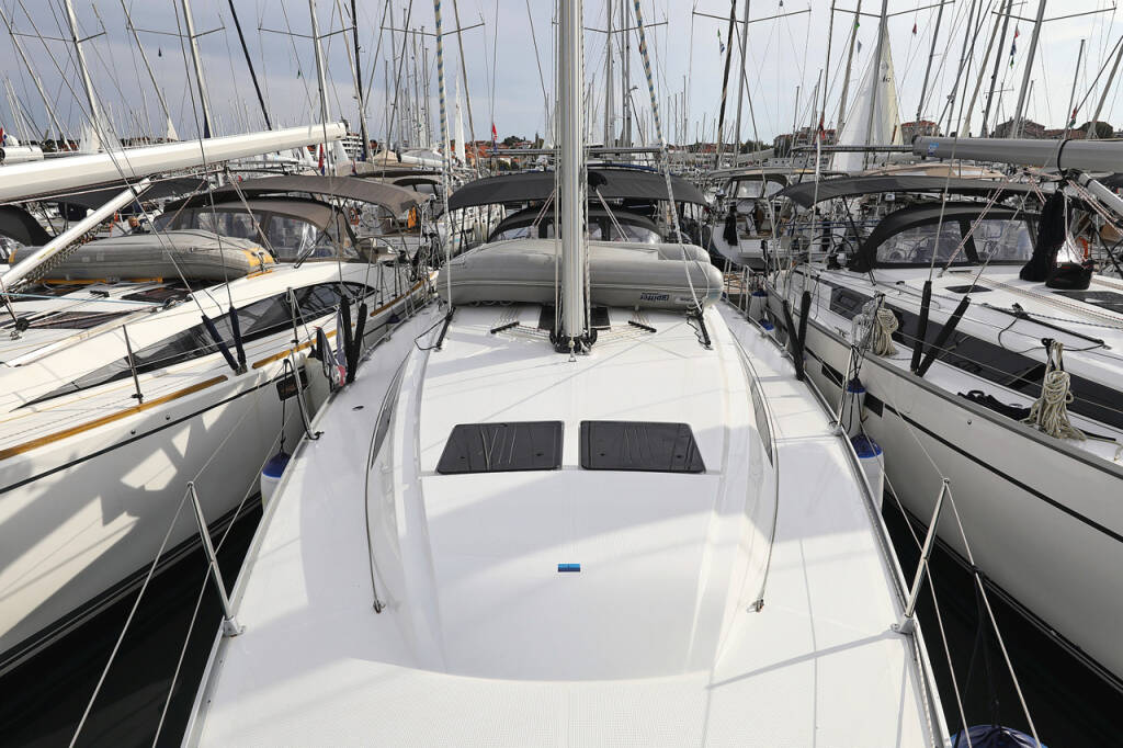 Sailing yacht Bavaria Cruiser 46 Bella III