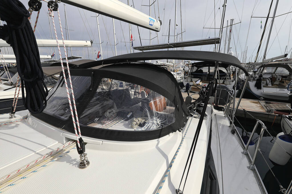 Sailing yacht Bavaria Cruiser 46 Bella III