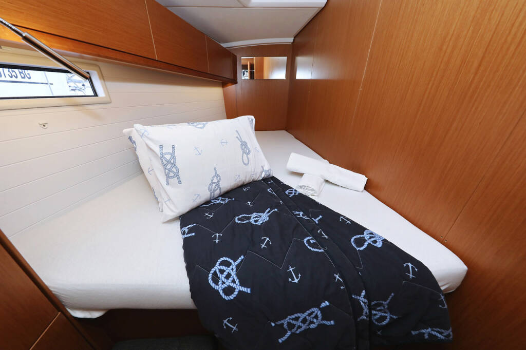 Sailing yacht Bavaria Cruiser 46 Bella III