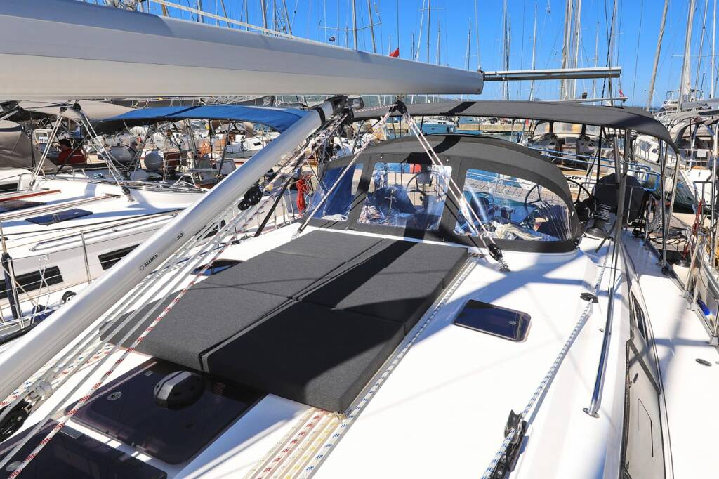 Segelyachten Bavaria Cruiser 46 Evodia 1