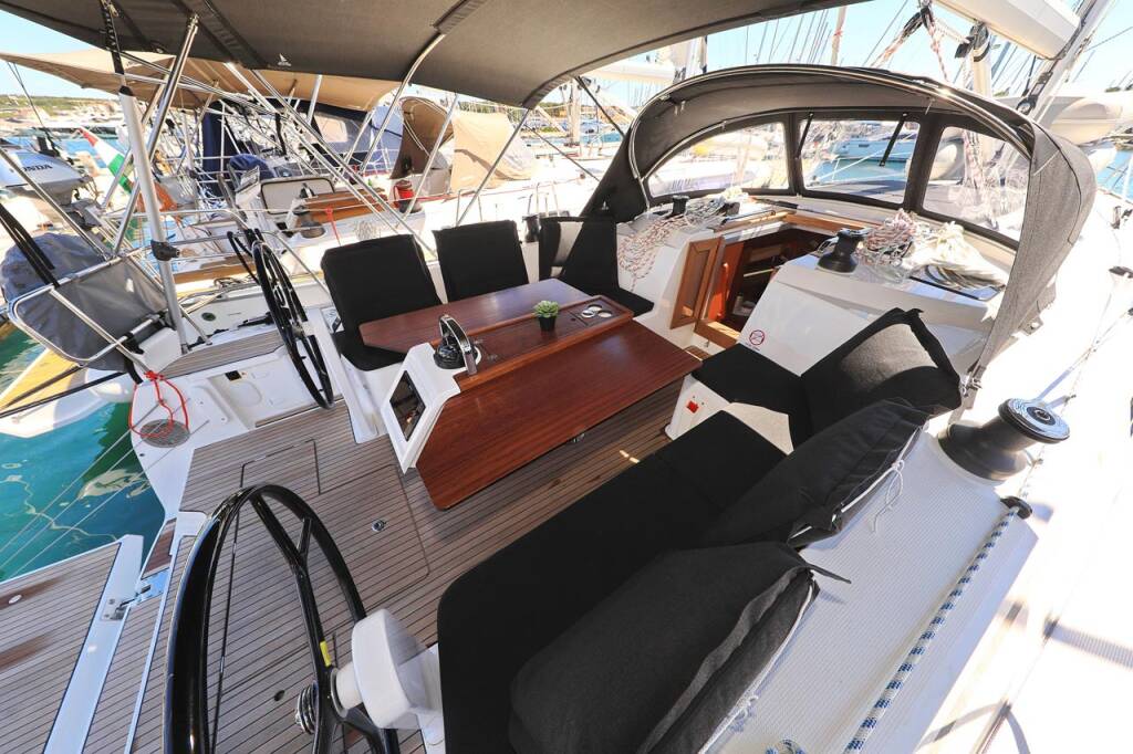Segelyachten Bavaria Cruiser 46 Evodia 1