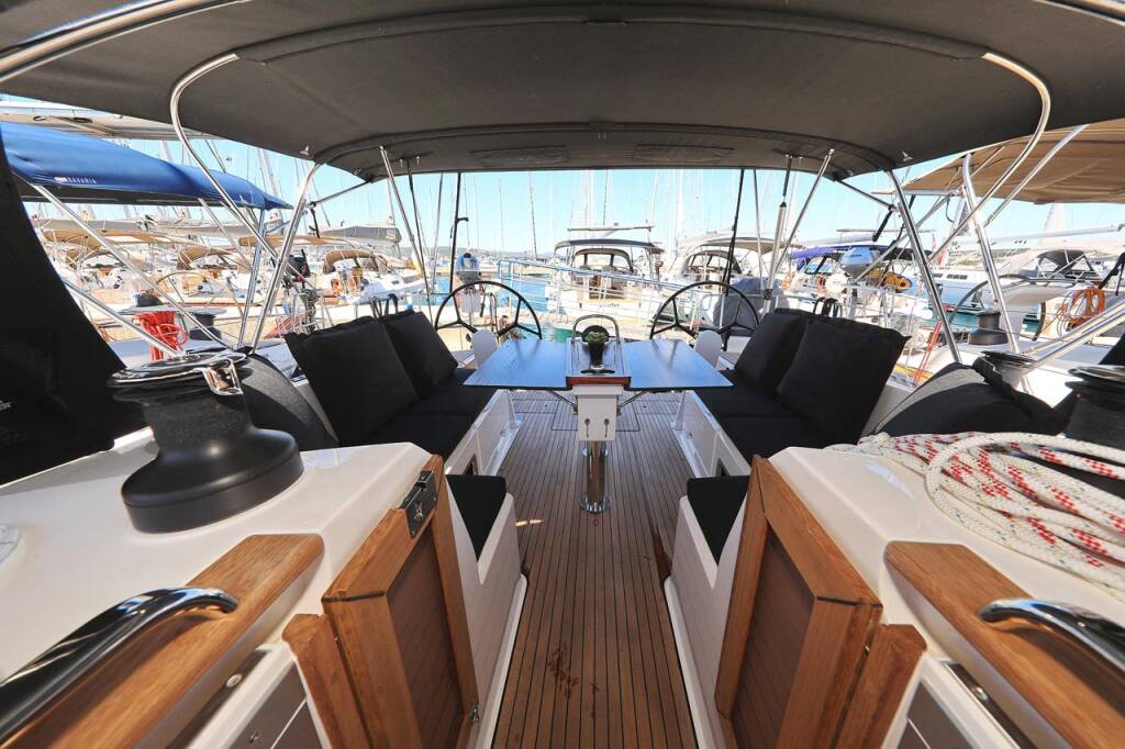 Segelyachten Bavaria Cruiser 46 Evodia 1