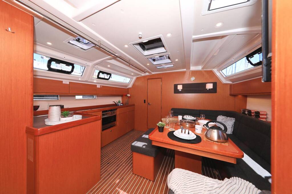 Segelyachten Bavaria Cruiser 46 Evodia 1