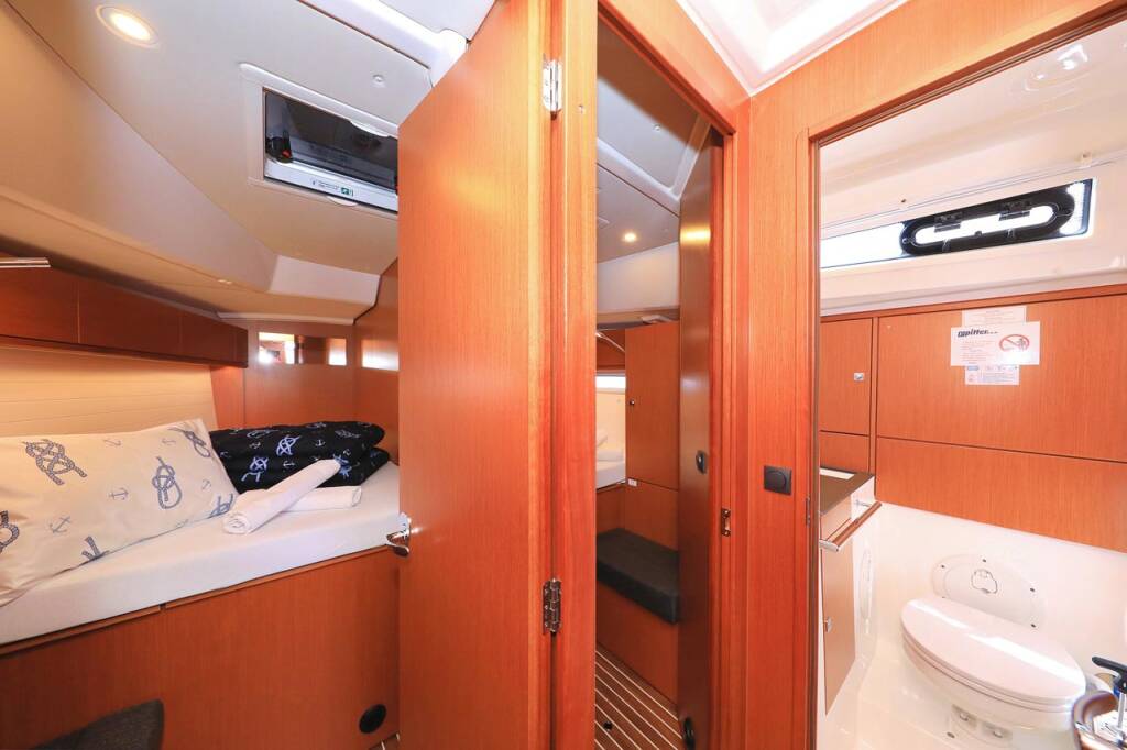 Segelyachten Bavaria Cruiser 46 Evodia 1