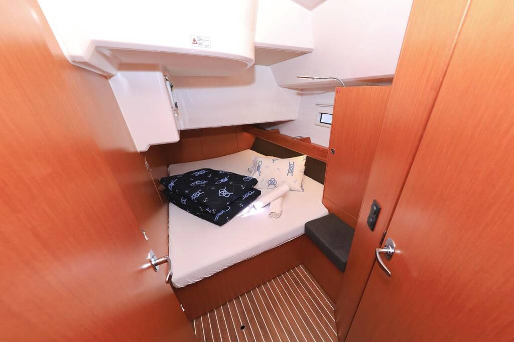 Segelyachten Bavaria Cruiser 46 Evodia 1