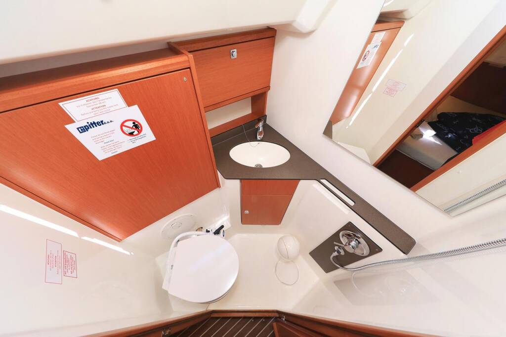 Segelyachten Bavaria Cruiser 46 Evodia 1