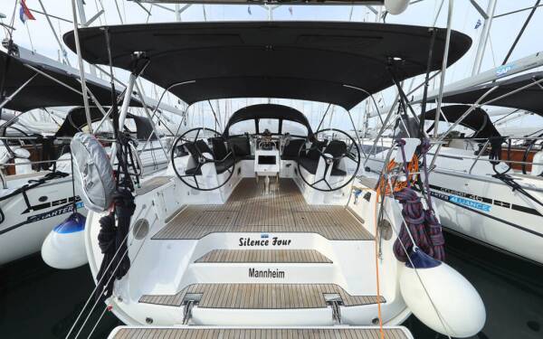Bavaria Cruiser 46 silence four Marina Kornati, Biograd