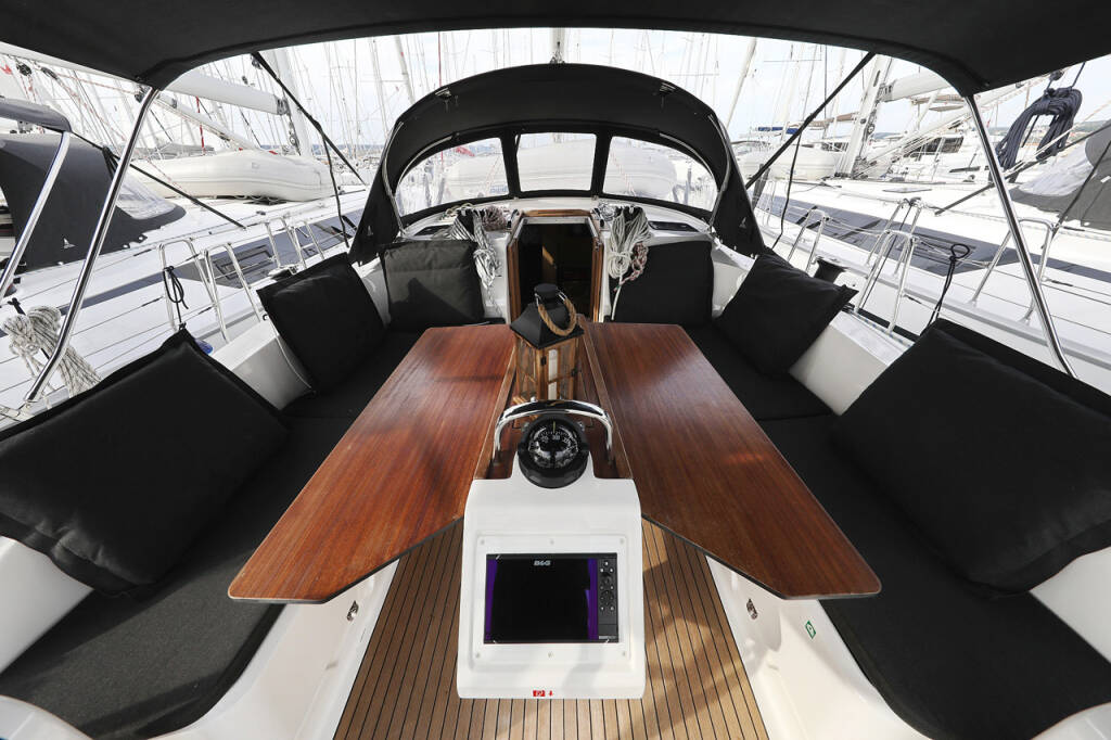 Segelyachten Bavaria Cruiser 46 silence four