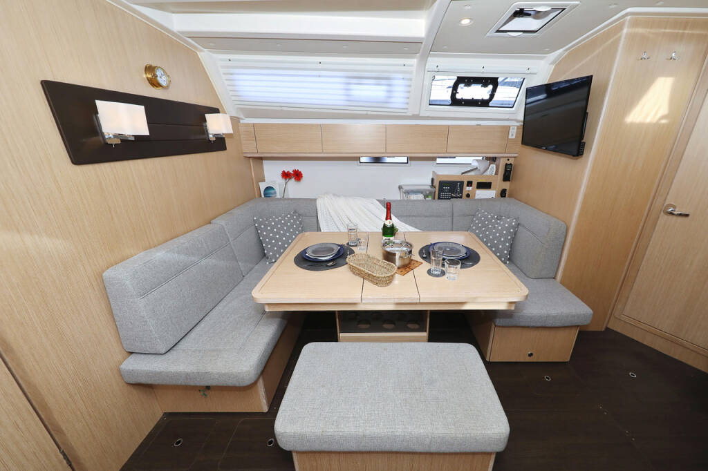Segelyachten Bavaria Cruiser 46 silence four