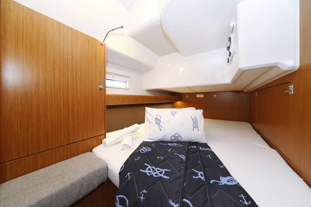 Sailing yacht Bavaria Cruiser 46 Rocky I